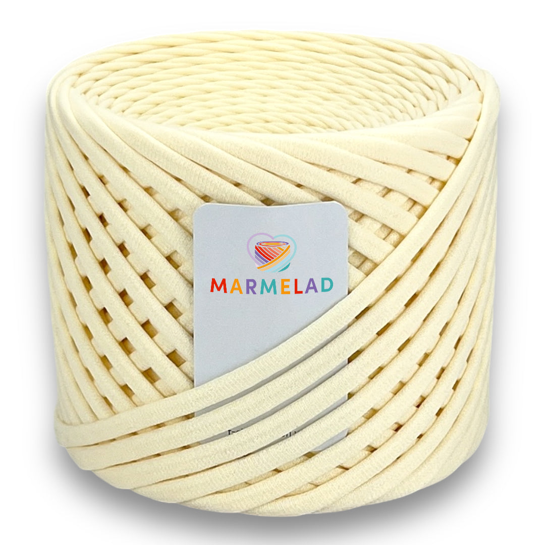 T-Shirt Yarn 9-11 mm 65 m Vanilla color