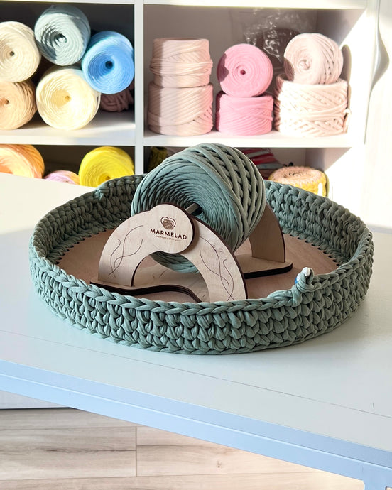 Big Round Basket Base: Toy Storage Bottom, 10 mm holes, for T-Shirt Yarn