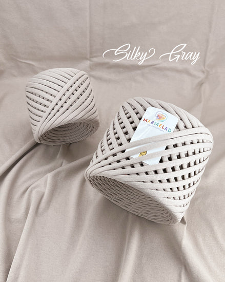 T-Shirt Yarn 9-11 mm 65 m Silky Gray color